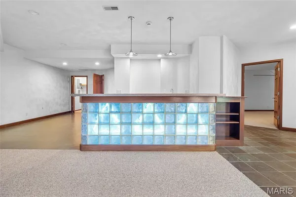 $760,000 | 11 Jennifer Lane, Collinsville, IL 62234