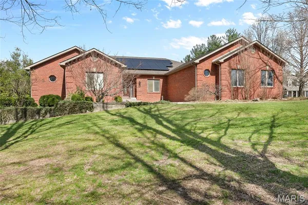 $760,000 | 11 Jennifer Lane, Collinsville, IL 62234