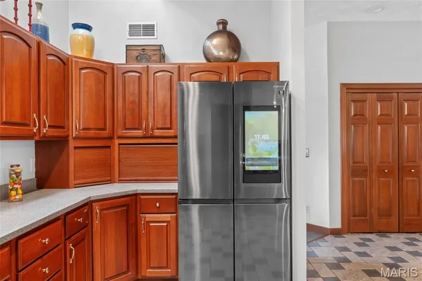 $760,000 | 11 Jennifer Lane, Collinsville, IL 62234