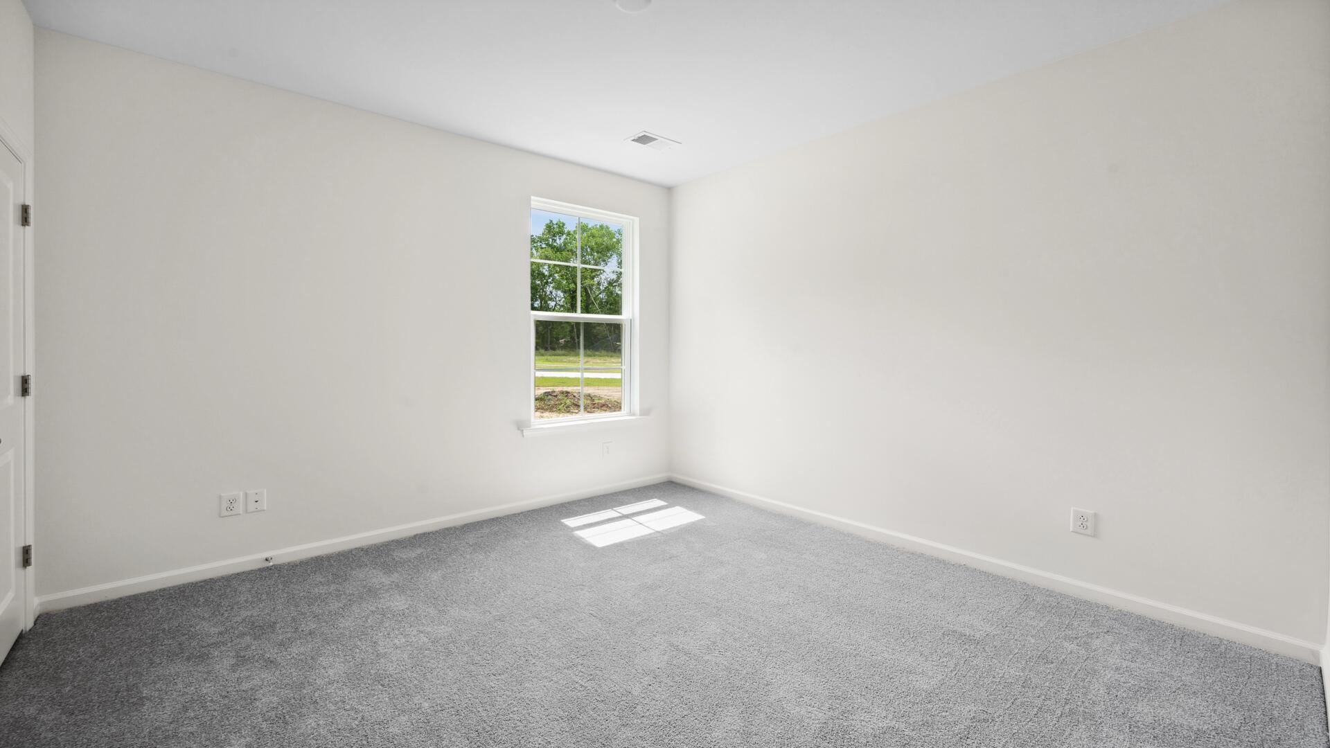 454 Cadbury Loop Summerville, SC 29486 - Photo 19 of 24 Bedroom 3