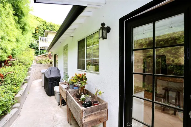 $4,995 | 635 St Ann's Drive, Laguna Beach, CA 92651