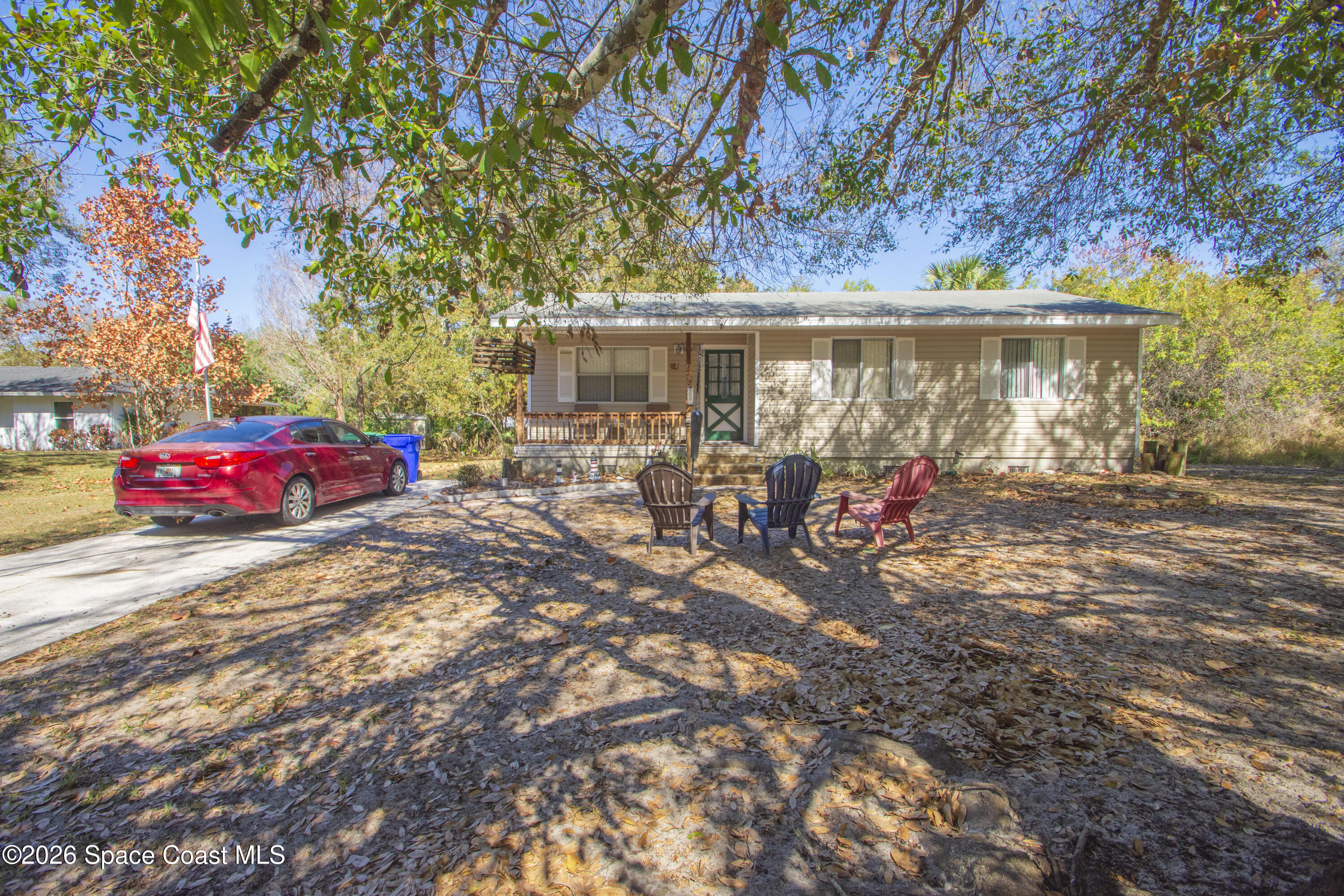 117 Acorn Terrace Sebastian, FL 32958 - Photo 8 of 33 an outdoor space with patio