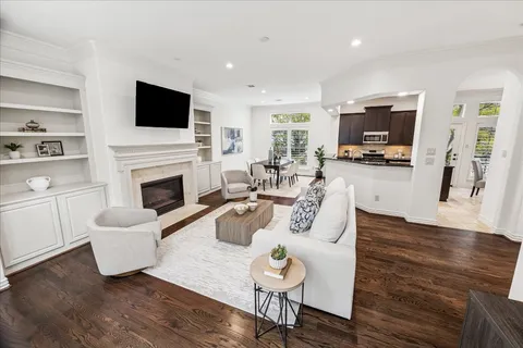 $500,000 | 4418 Rose Street, Houston, TX 77007