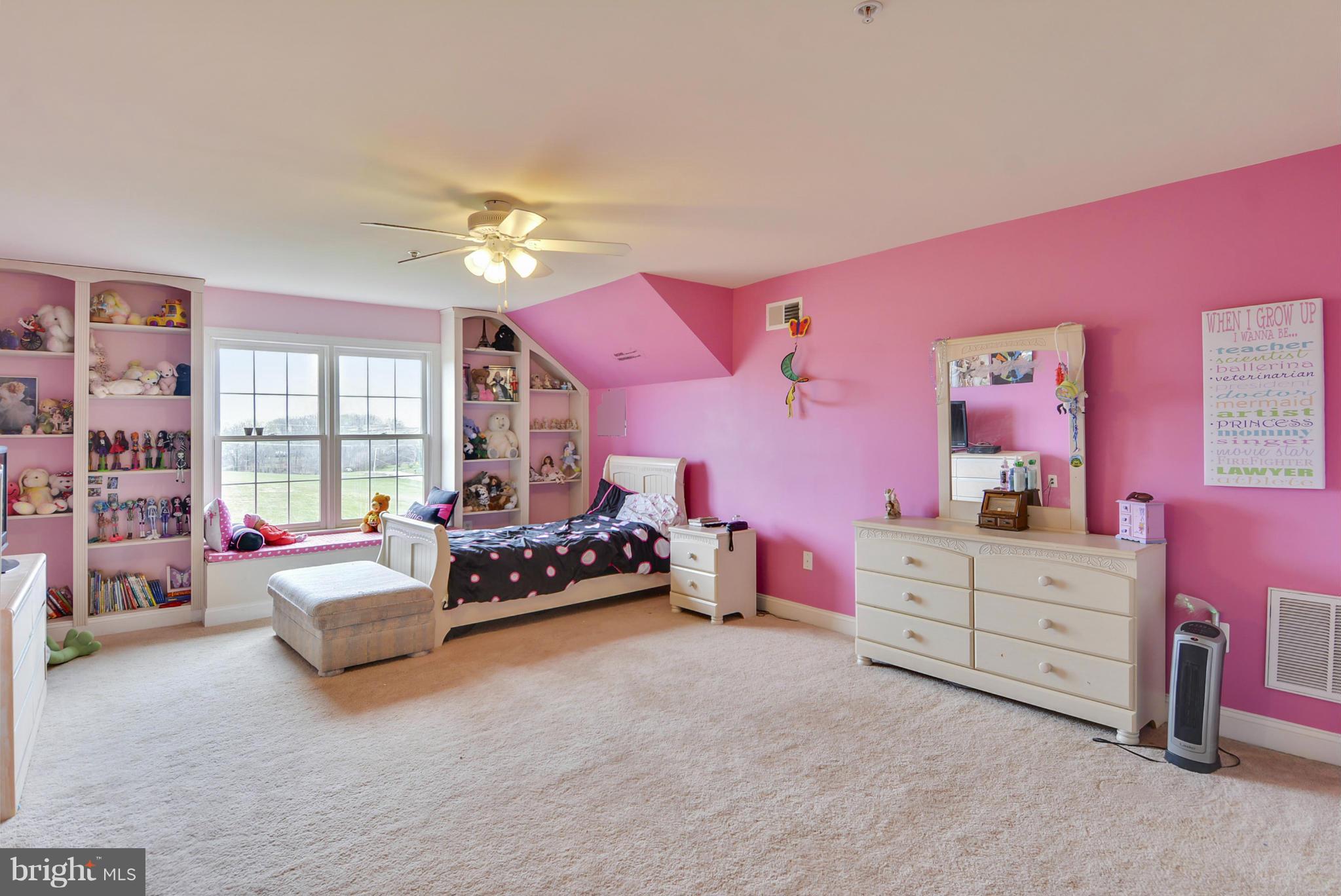7261 Annapolis Rock Road Gaithersburg, MD 20882 - Photo 19 of 30 Bedroom