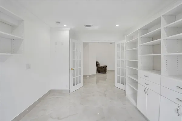 $4,500 | 4966 Southwest 33rd Terrace, Hollywood, FL 33312