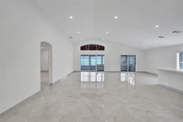 $4,500 | 4966 Southwest 33rd Terrace, Hollywood, FL 33312