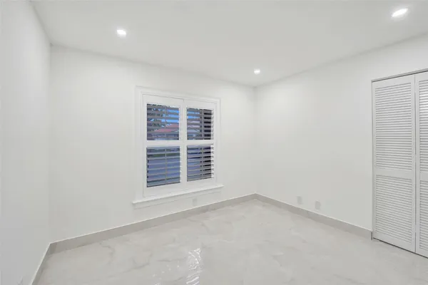 $4,500 | 4966 Southwest 33rd Terrace, Hollywood, FL 33312