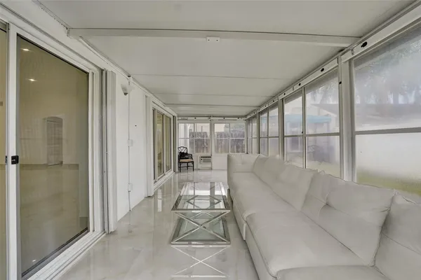 $4,500 | 4966 Southwest 33rd Terrace, Hollywood, FL 33312