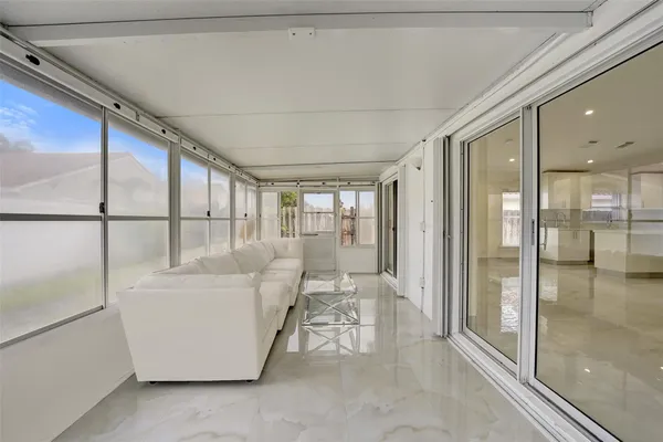 $4,500 | 4966 Southwest 33rd Terrace, Hollywood, FL 33312