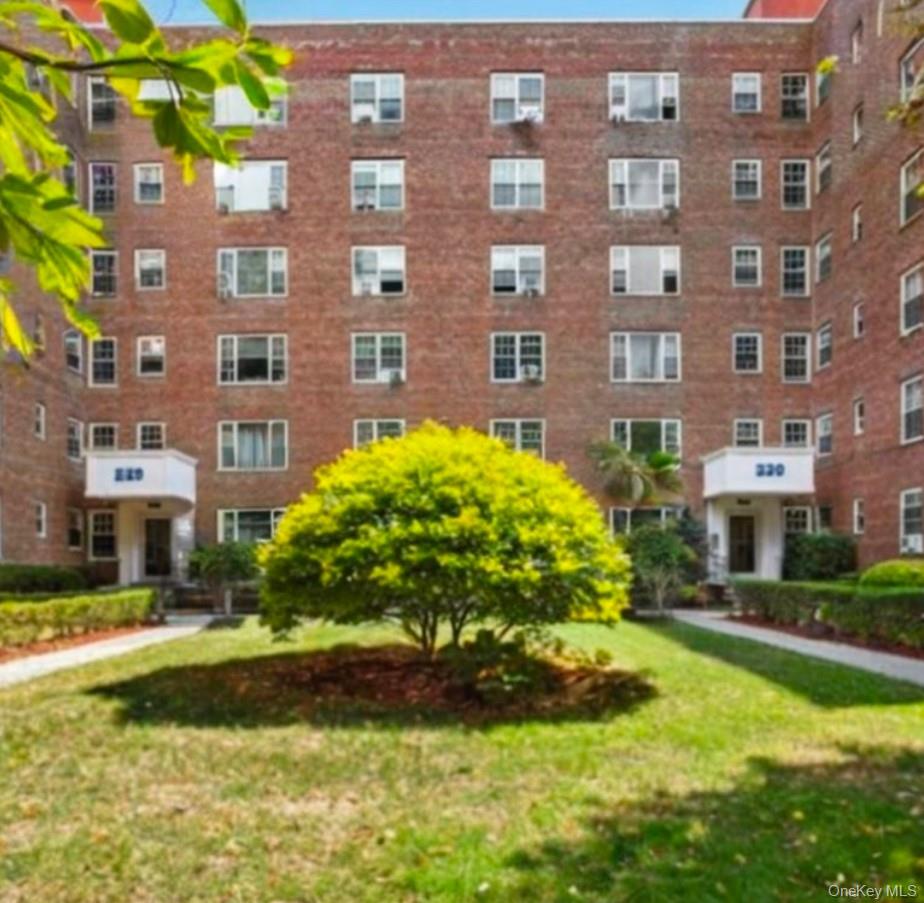 220 Pelham Road, Unit 3F New Rochelle, NY 10805 - Photo 22 of 25 View of apartment building / complex