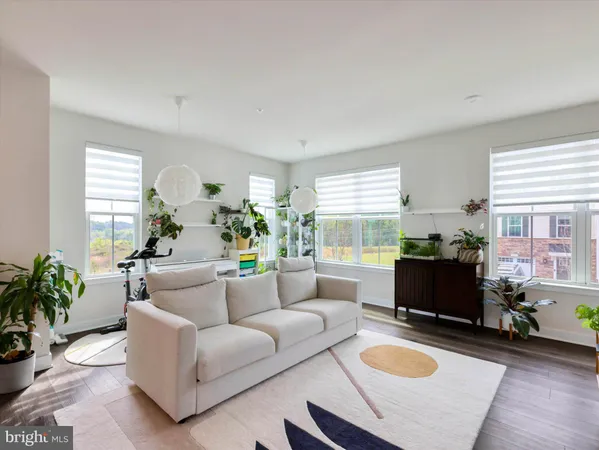 $739,900 | 8123 Primrose Lane, Laurel, MD 20723