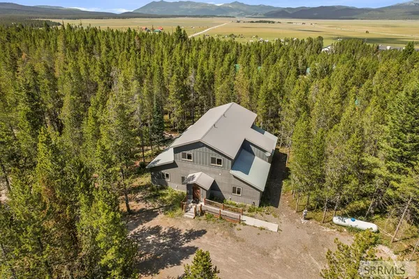 $1,350,000 | 4111 Huckleberry Lane, Island Park, ID 83429