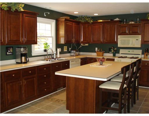 336 South Ritter Sewickley, PA 15143 - Photo 8 of 17 Kitchen. ALTERNATE VIEW OF THS HUGE GOURMET KITCHEN