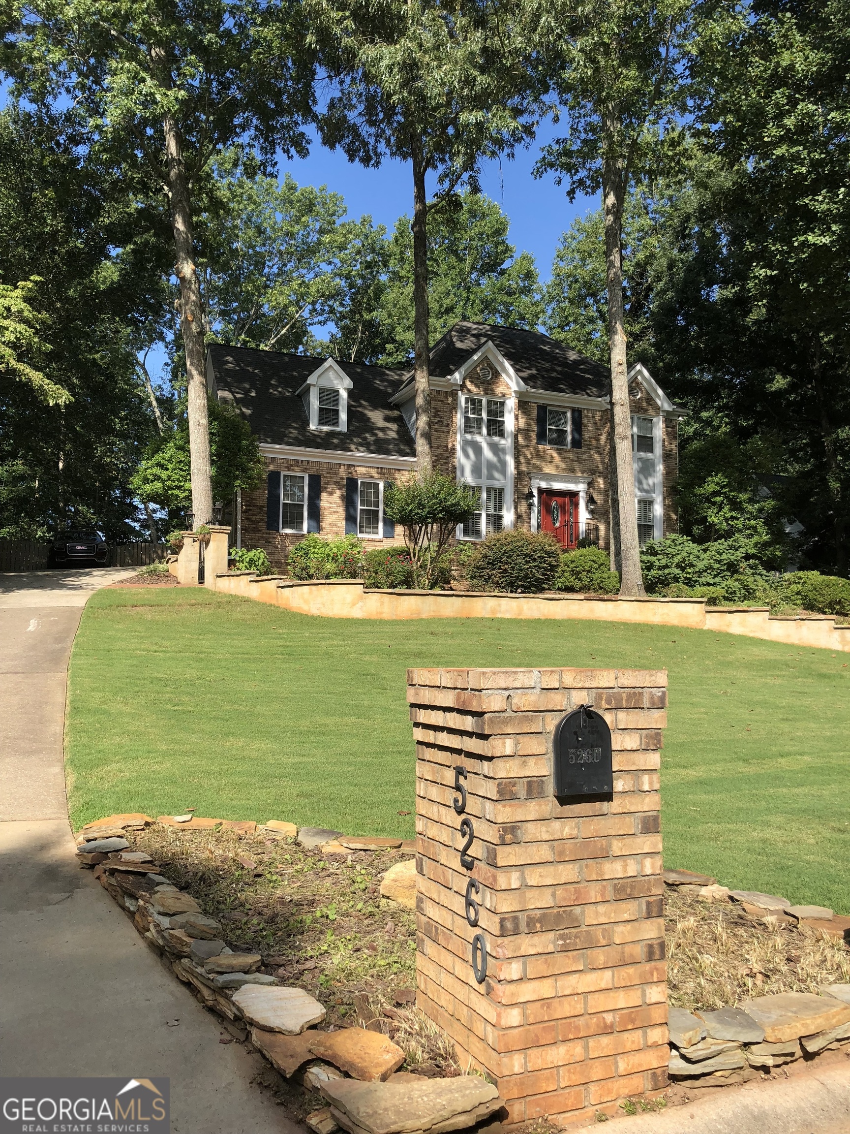 5260 Overbend Trail Suwanee, GA 30024 - Photo 2 of 2