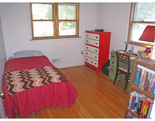 13 Dennison Road Chelmsford, MA 01863 - Photo 14 of 17