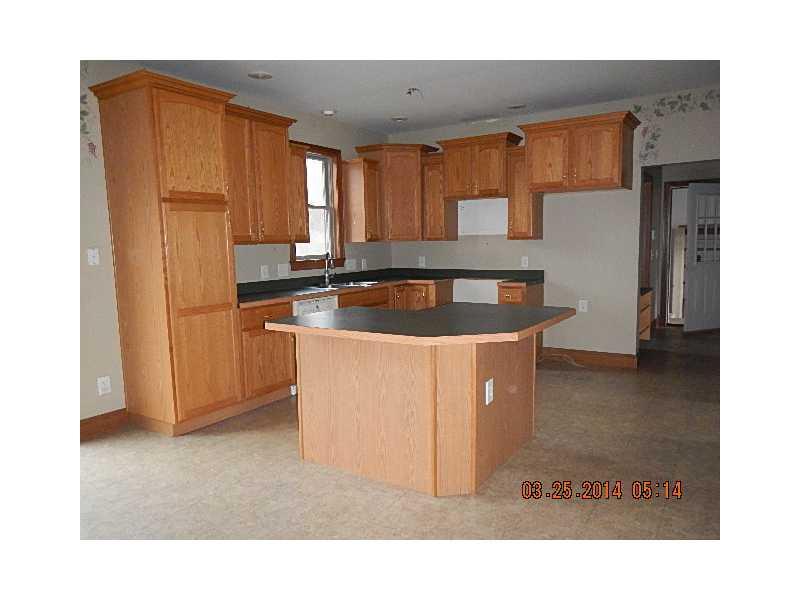 933 Mercer Grove City Road Mercer, PA 16137 - Photo 2 of 15 Kitchen.
