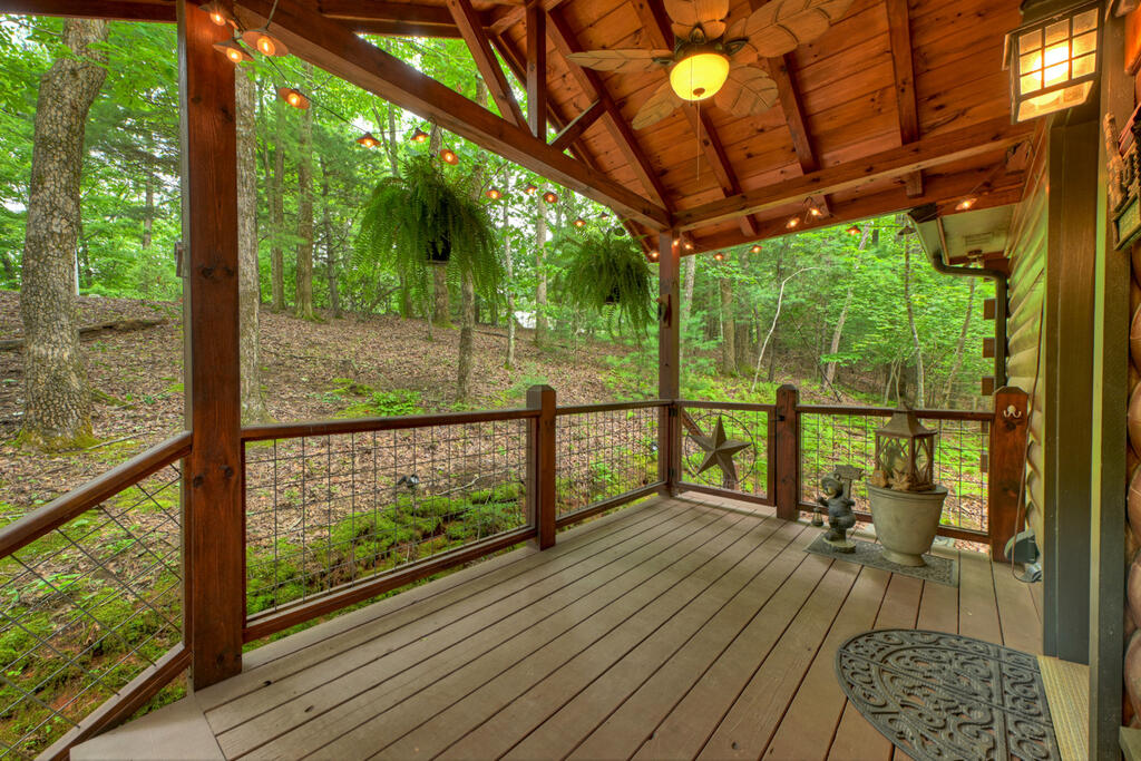9 Casey Court Blue Ridge, GA 30513 - Photo 13 of 52 Gallery Image 13