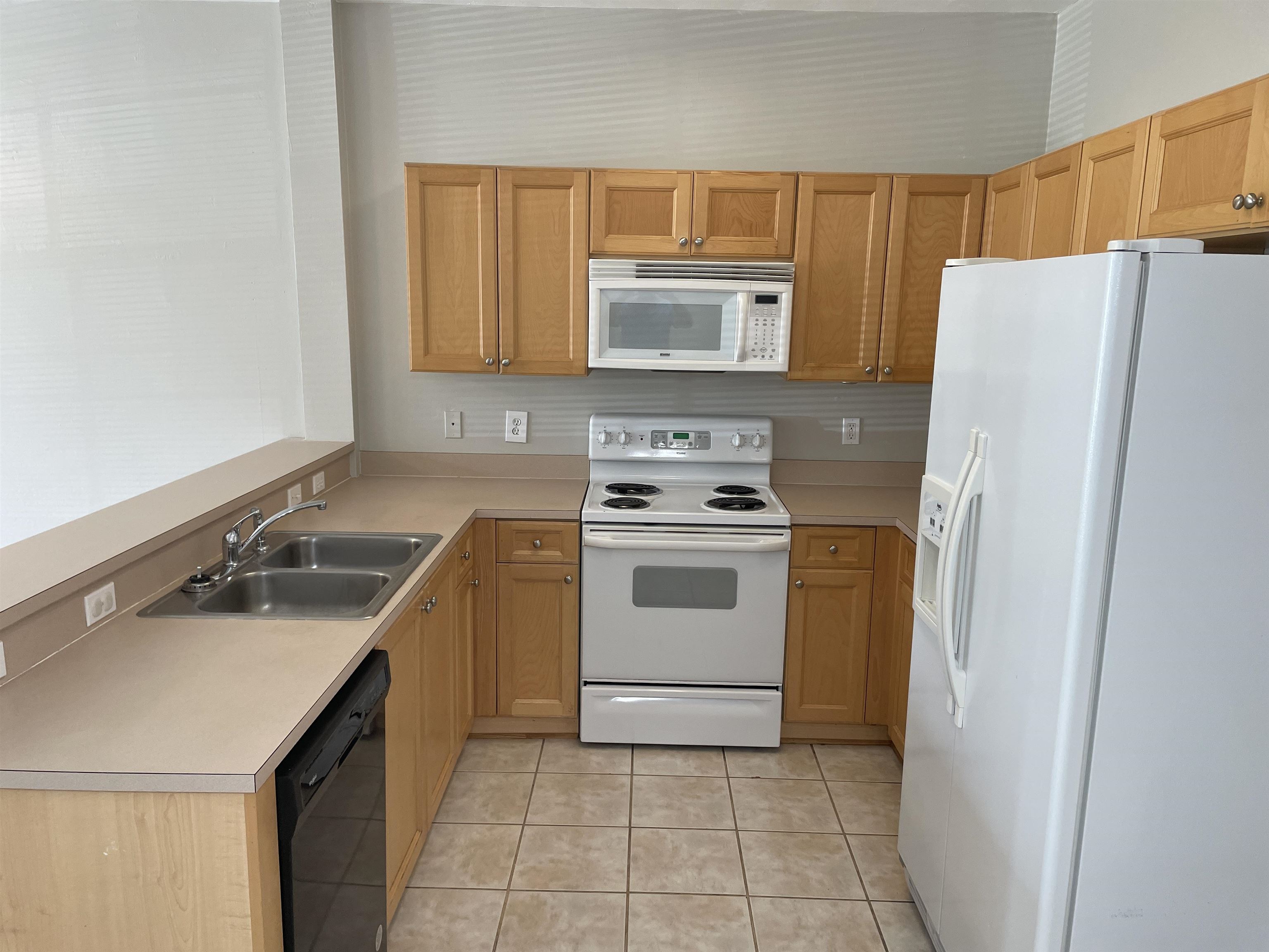 3400 Old Bainbridge Road, Unit 105 Tallahassee, FL 32303 - Photo 8 of 13