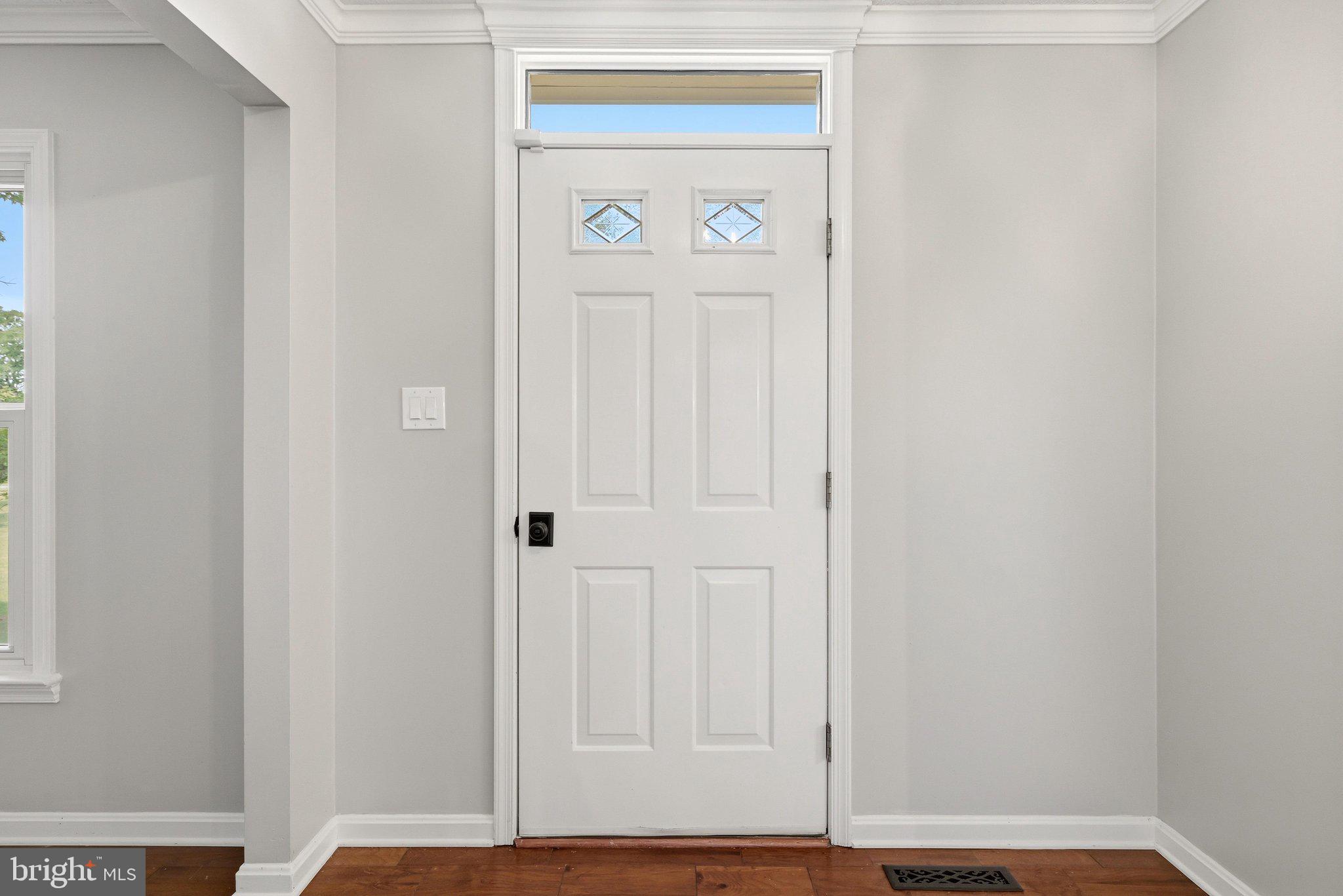 2794 Bishop Meade Road Boyce, VA 22620 - Photo 13 of 79 Foyer