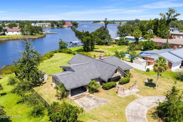 $599,000 | 1803 East 9th Street, Lynn Haven, FL 32444