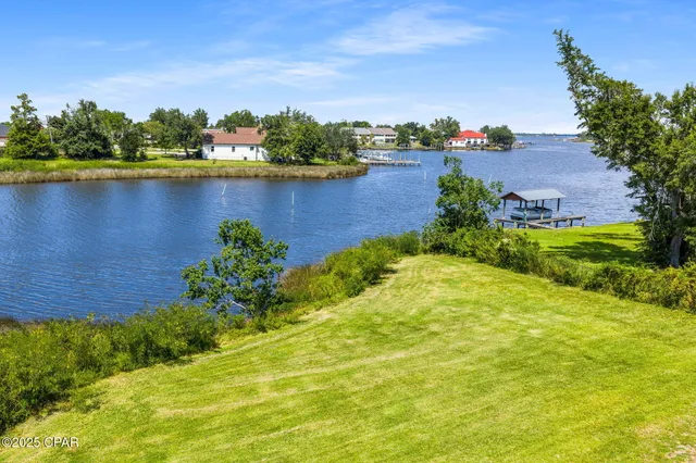 $599,000 | 1803 East 9th Street, Lynn Haven, FL 32444