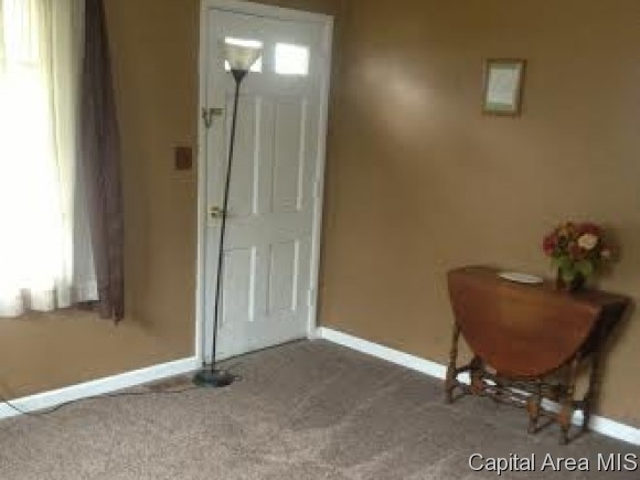 57 Lilac Lane Springfield, IL 62702 - Photo 9 of 12 Gallery Image 9