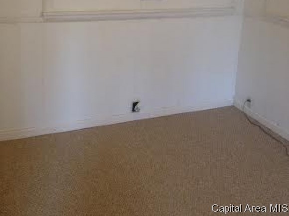 57 Lilac Lane Springfield, IL 62702 - Photo 10 of 12 Gallery Image 10