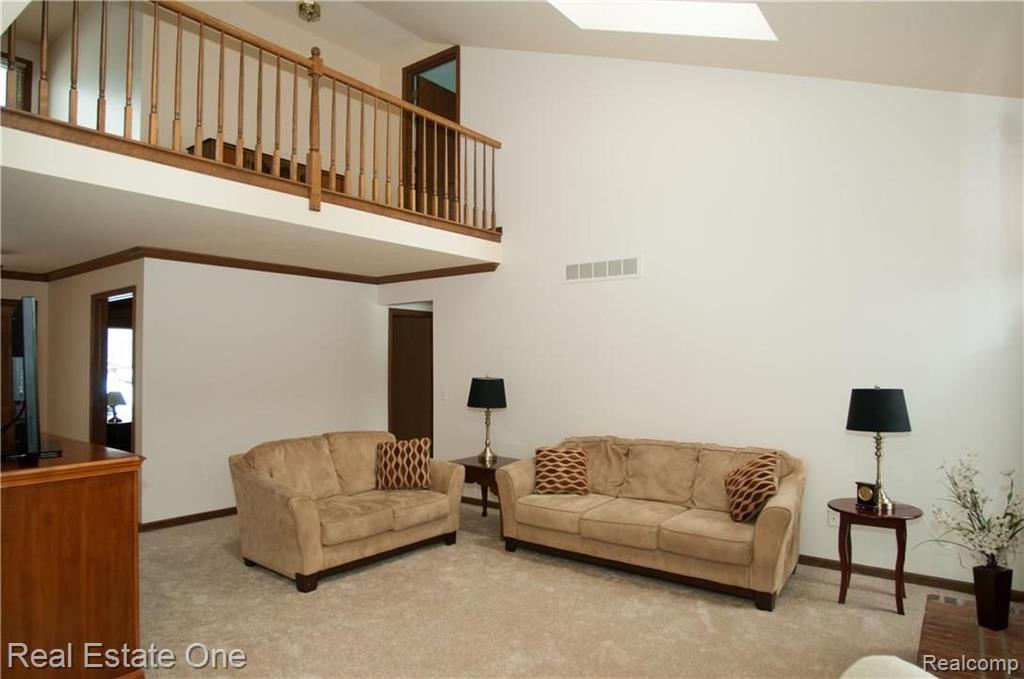 1347 Bembridge Drive Rochester Hills, MI 48307 - Photo 6 of 66
