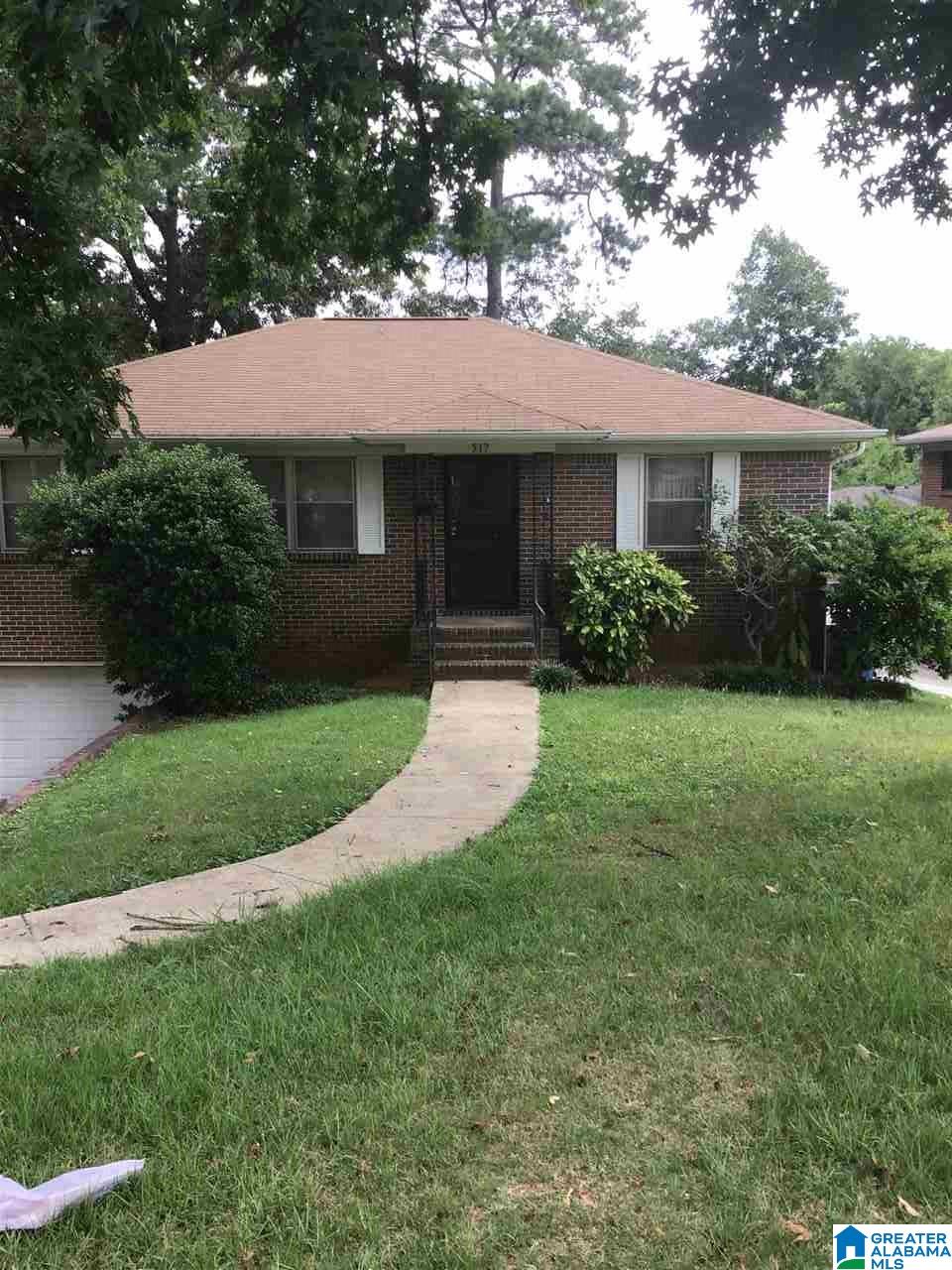 517 Ridgewood Avenue Fairfield, AL 35064 - Photo 3 of 27