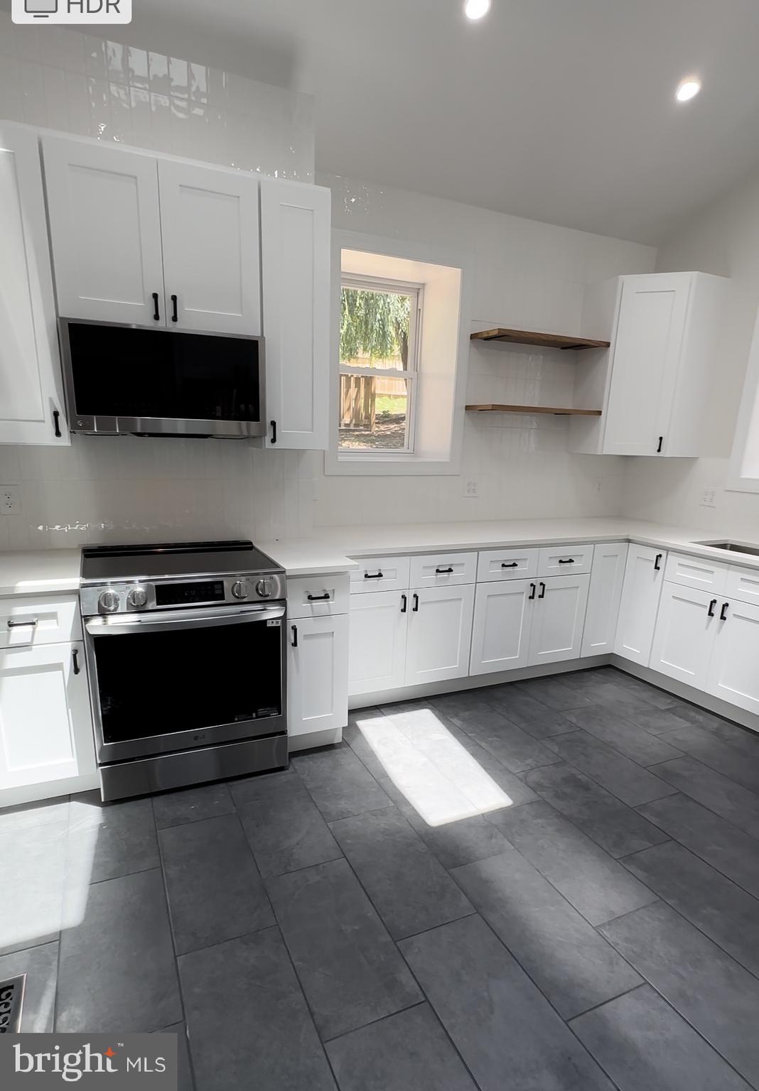 3667 Ash Street Baltimore, MD 21211 - Photo 3 of 5