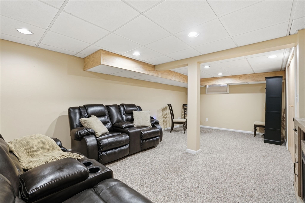 42 Redstone Drive Springfield, MA 01118 - Photo 29 of 37 a living room with furniture