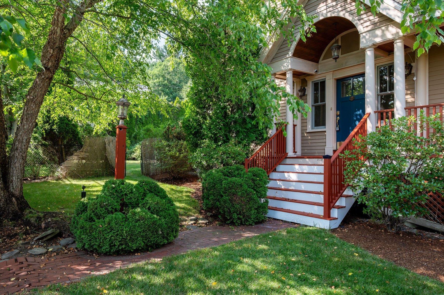 7 Shaw Road Portsmouth, NH 03801 - Photo 5 of 57