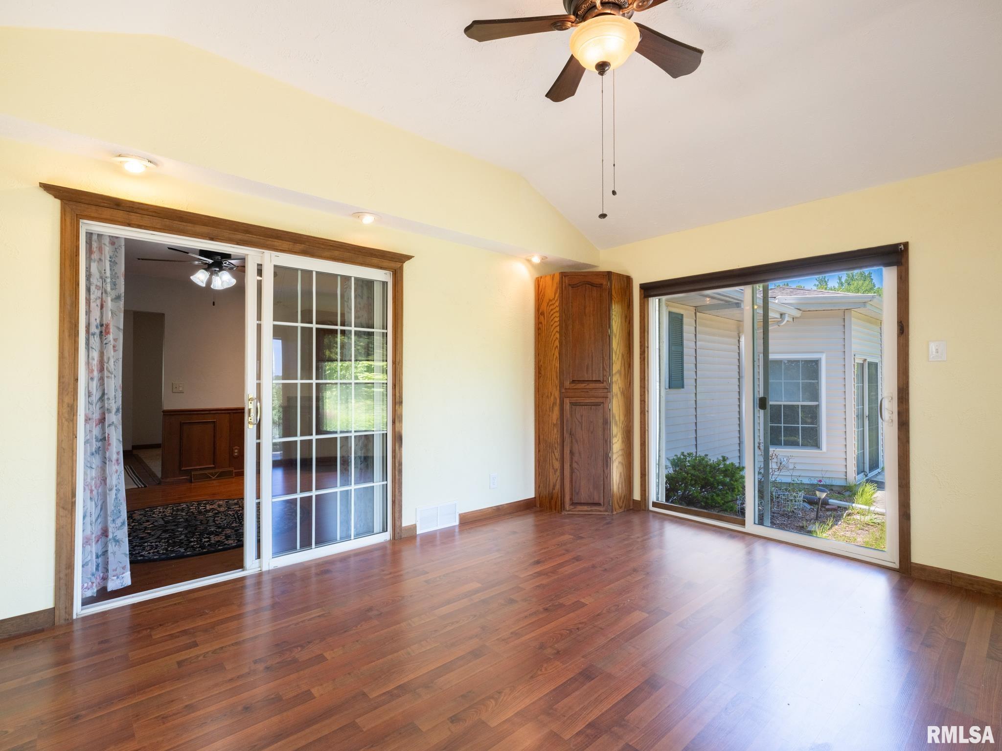 23397 North Taylor Road Canton, IL 61520 - Photo 46 of 74