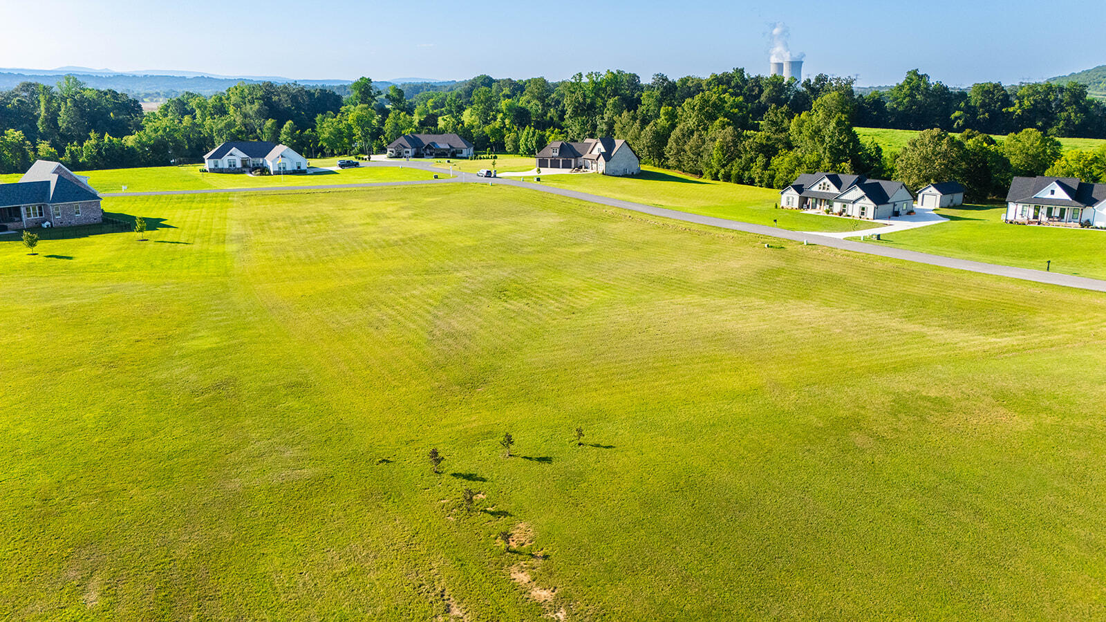 100-101 Espalier Drive Decatur, TN 37322 - Photo 11 of 16 DJI_20250703185309_0141_D