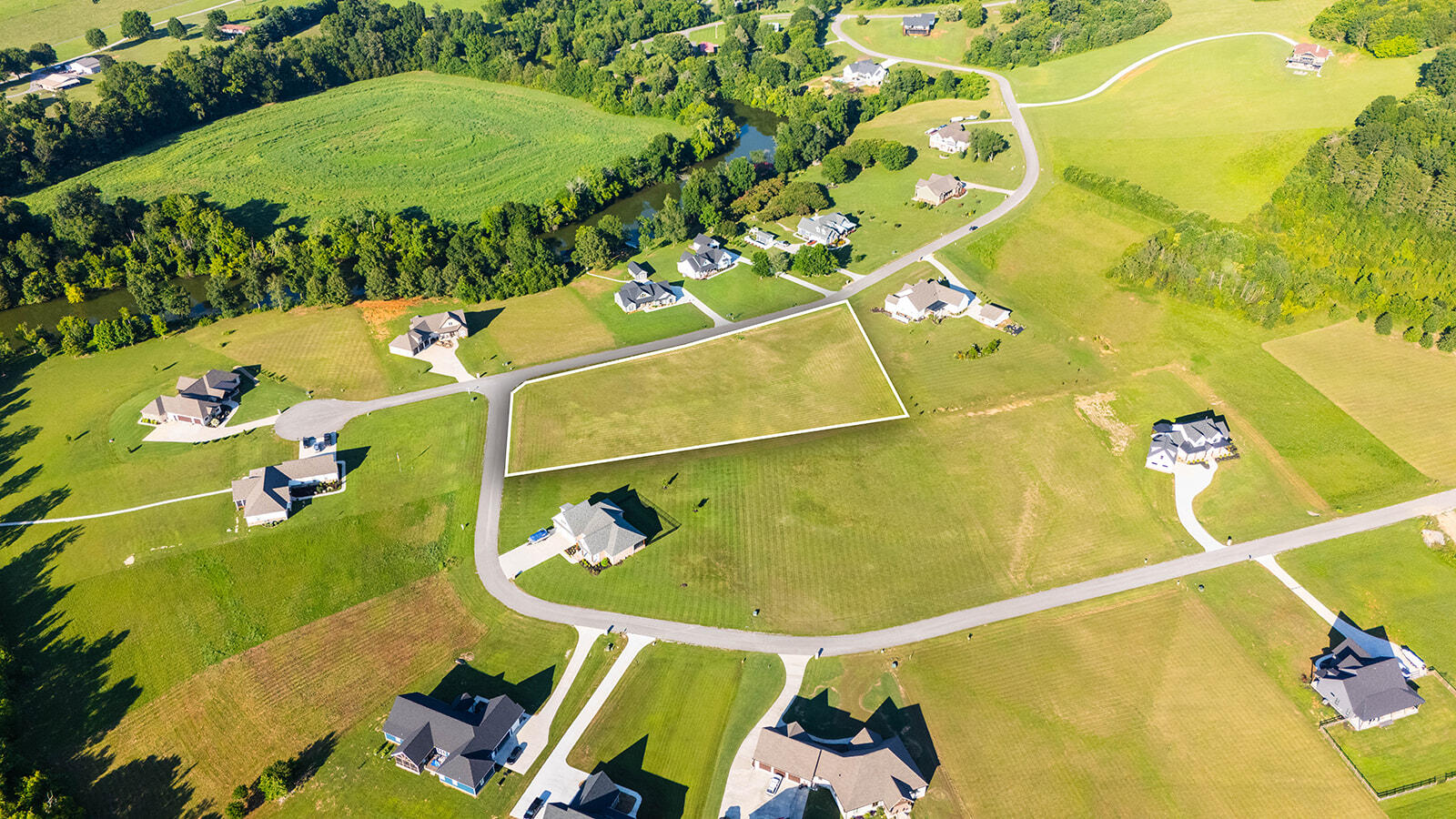 100-101 Espalier Drive Decatur, TN 37322 - Photo 14 of 16 Drone Shots 7.3.25 _9