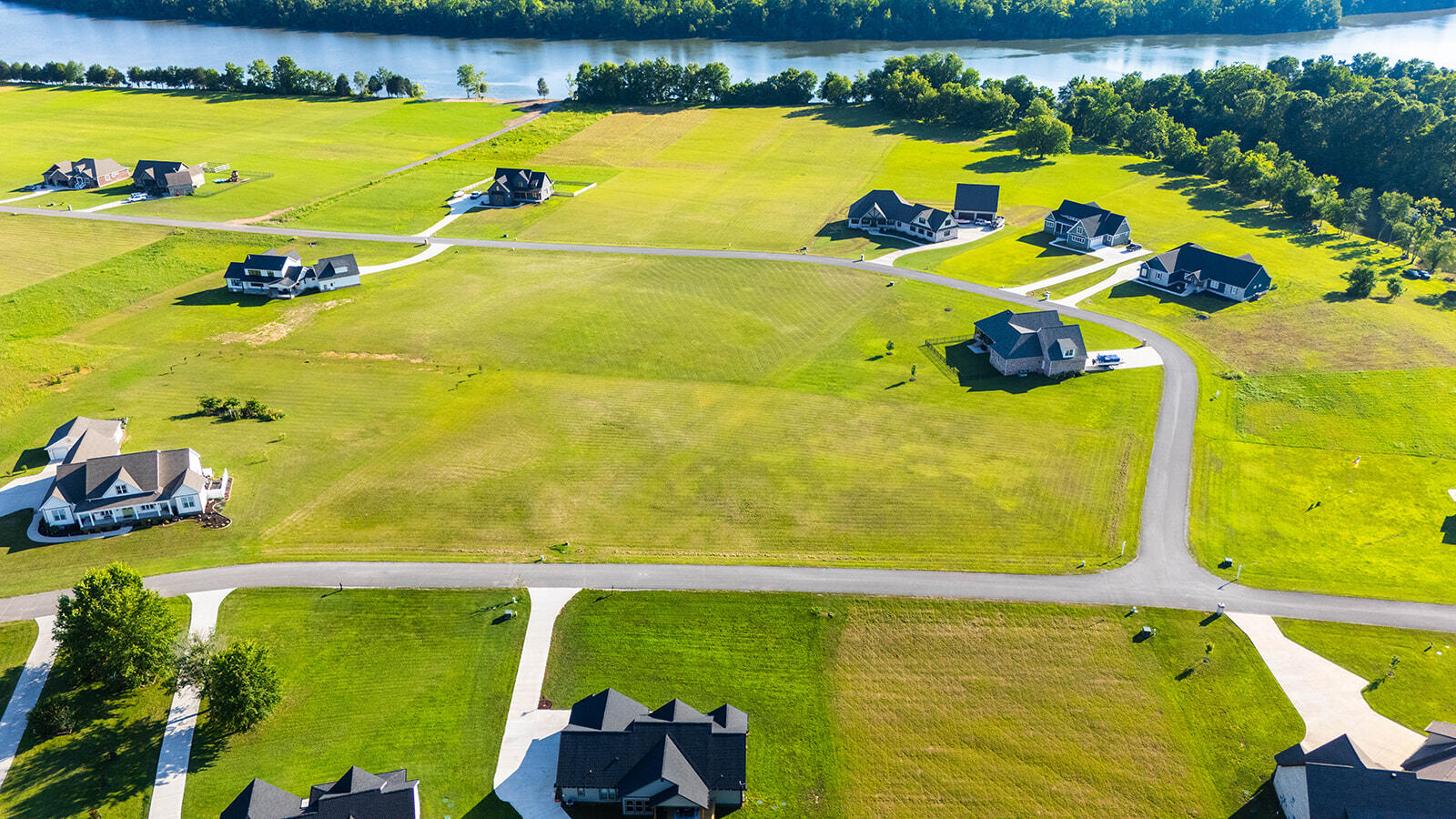 100-101 Espalier Drive Decatur, TN 37322 - Photo 5 of 16 DJI_20250703184138_0120_D