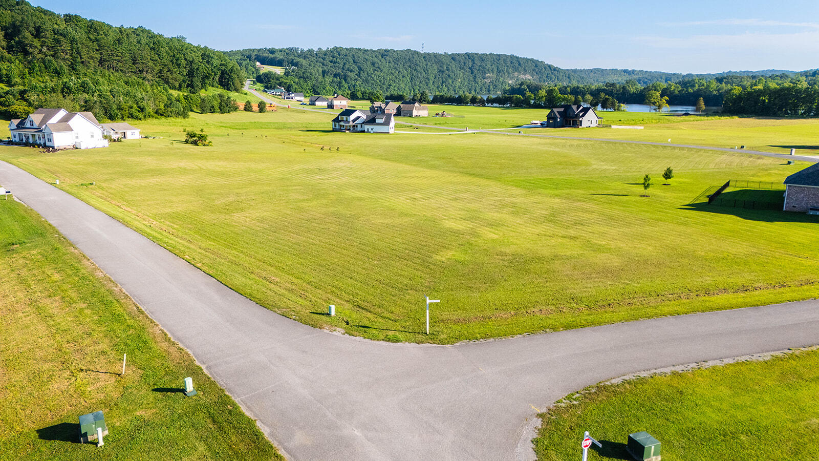100-101 Espalier Drive Decatur, TN 37322 - Photo 10 of 16 DJI_20250703185208_0139_D
