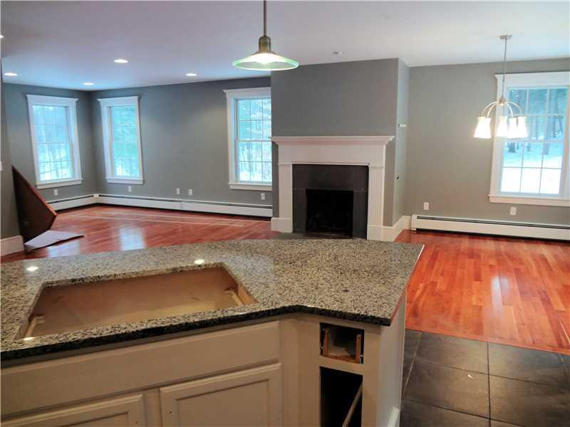 184 Beech Ridge Road Scarborough, ME 04074 - Photo 6 of 29 Interior Space/Layout.