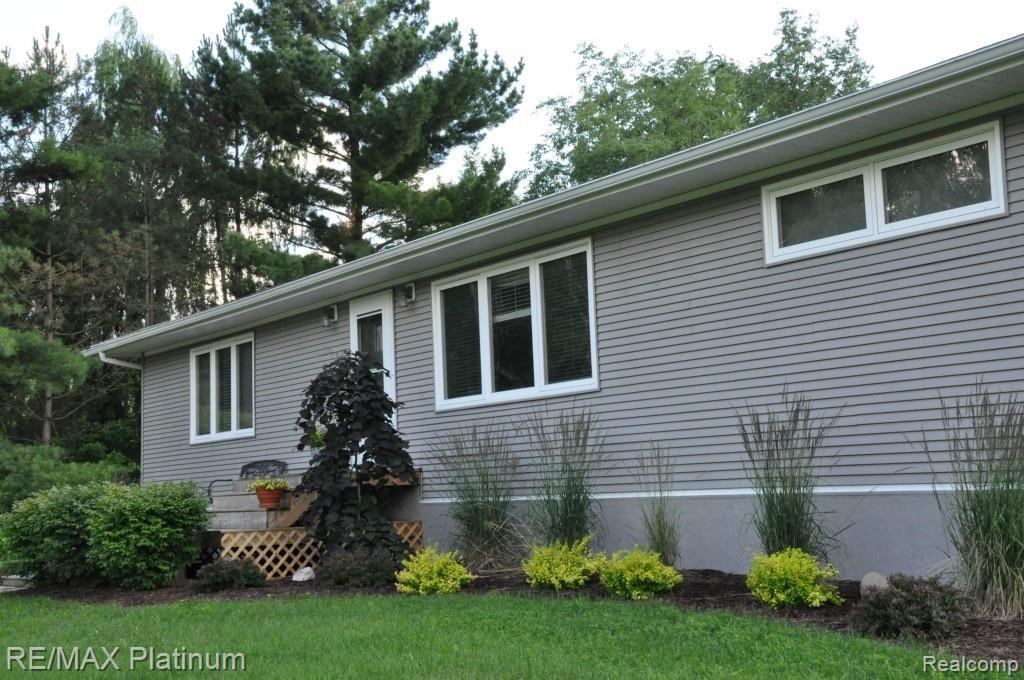 881 Wolverine Road Mason, MI 48854 - Photo 23 of 25 DSC_0151.jpg