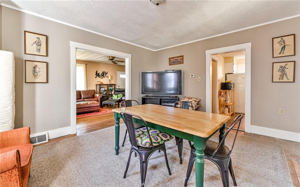 4006 Franklin Road Pittsburgh, PA 15214 - Photo 9 of 25 Gallery Image 9