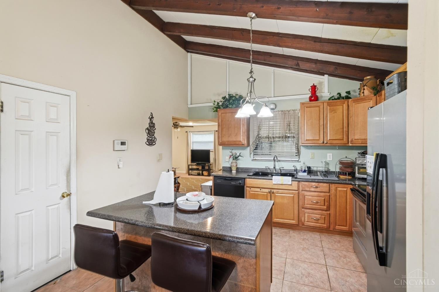 8084 Stillwell Road Cincinnati, OH 45237 - Photo 10 of 53