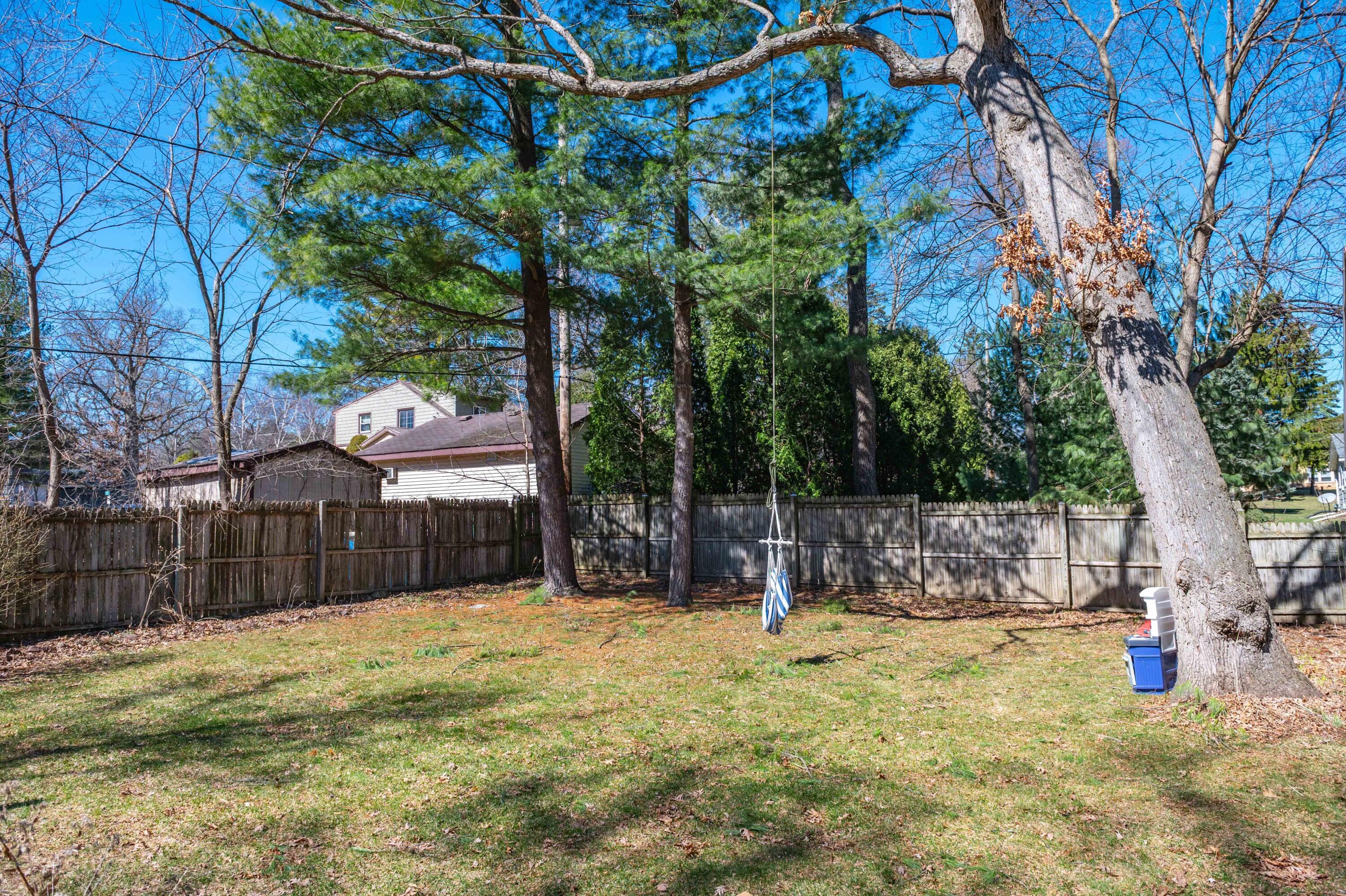 W839 Miramar Road East Troy, WI 53120 - Photo 23 of 34 Yard