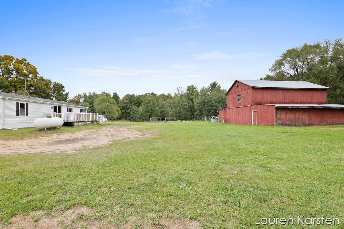 10606 Marble Road Morley, MI 49336 - Photo 22 of 29 IMG_1024