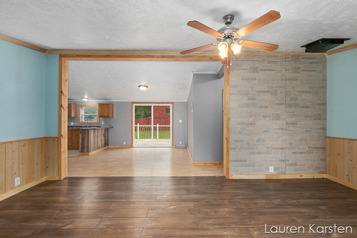 10606 Marble Road Morley, MI 49336 - Photo 6 of 29 IMG_1005