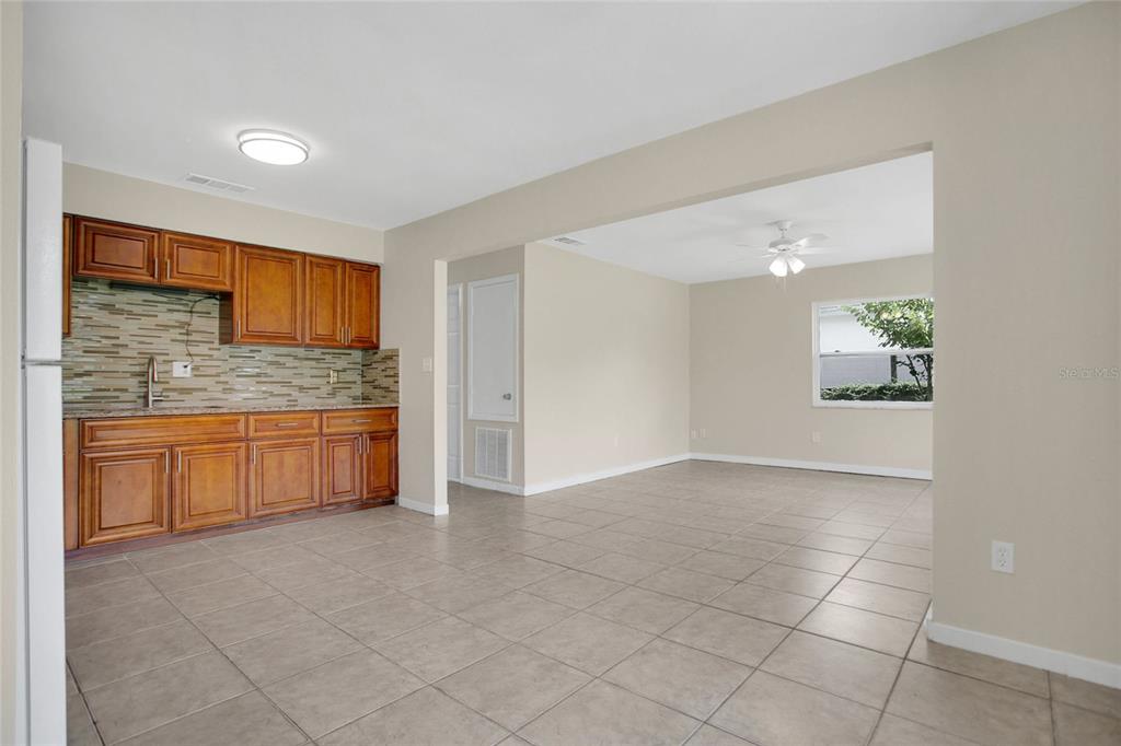 10419 Olcot Street Orlando, FL 32817 - Photo 10 of 23