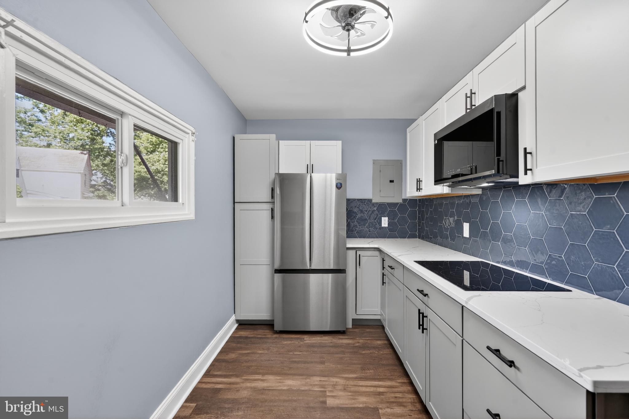 136 5th Avenue Pitman, NJ 08071 - Photo 6 of 31