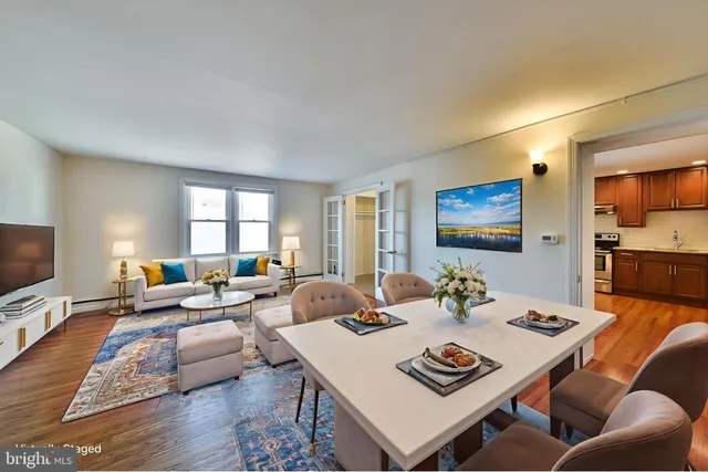 $2,499 | 456 North Easton Road, Glenside, PA 19038