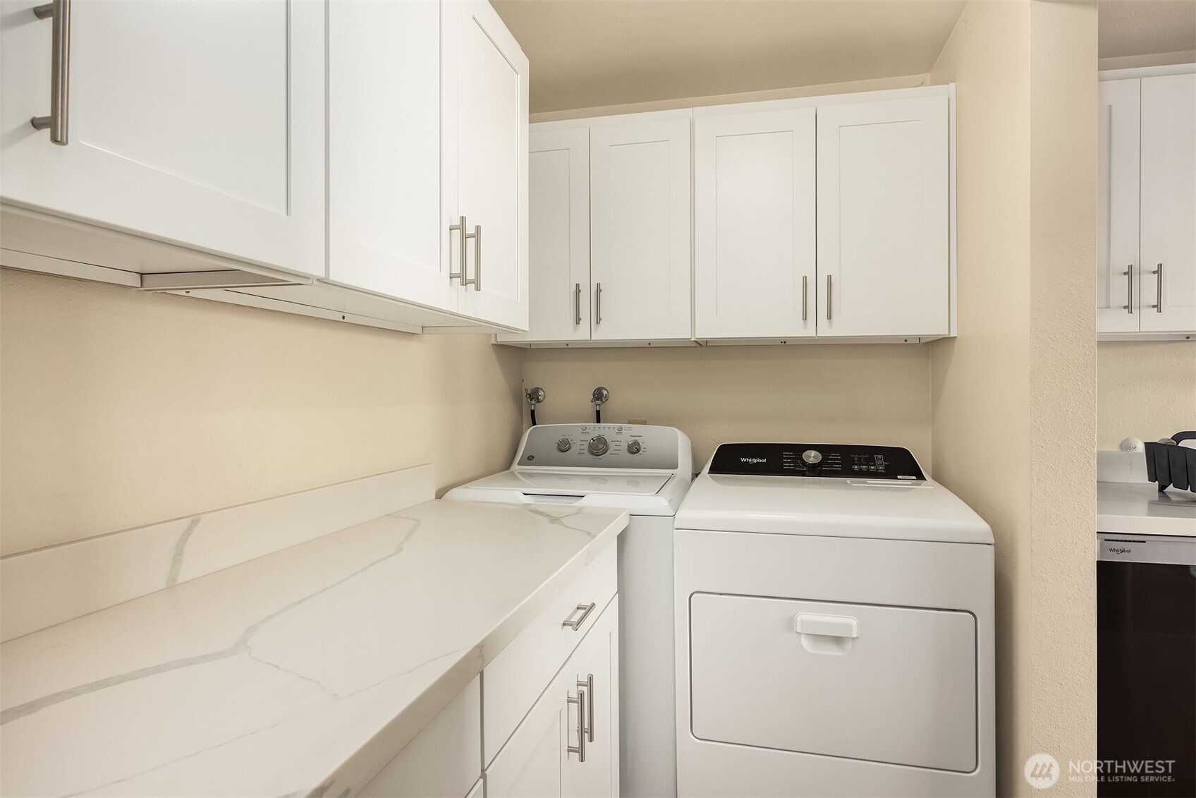 1433 Northwest 64th Street Seattle, WA 98107 - Photo 9 of 23