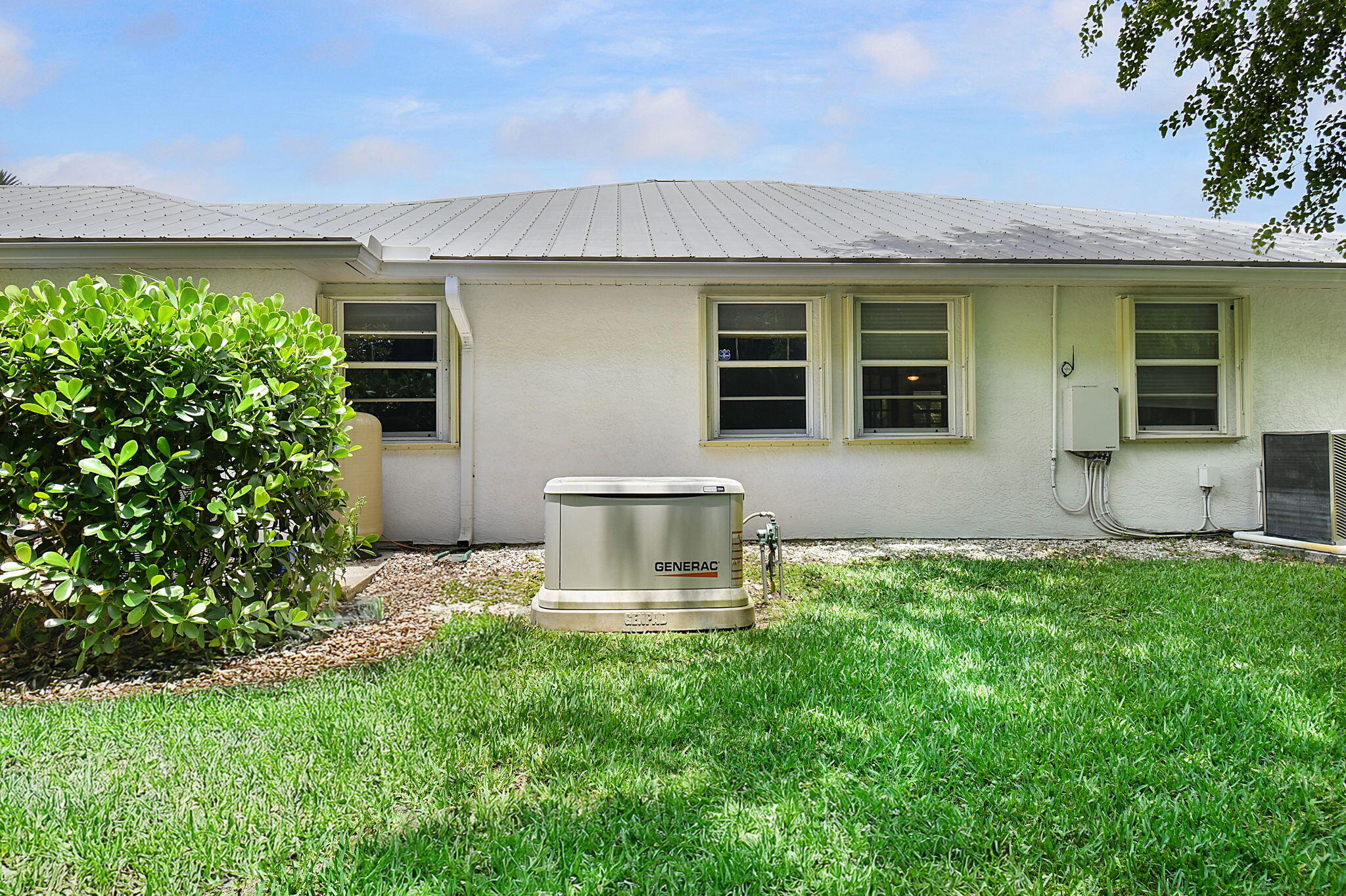 895 Southeast Waterside Way Stuart, FL 34997 - Photo 18 of 68 generator