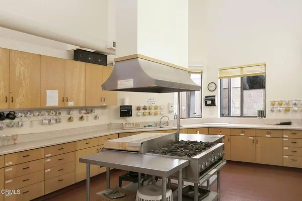 $495,000 | 78 Poinsettia Gardens Drive, Ventura, CA 93004